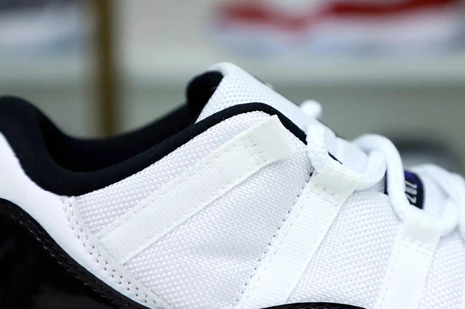 LOW RETRO JORDAN AIR 11 Kimikick CONCORD 0822